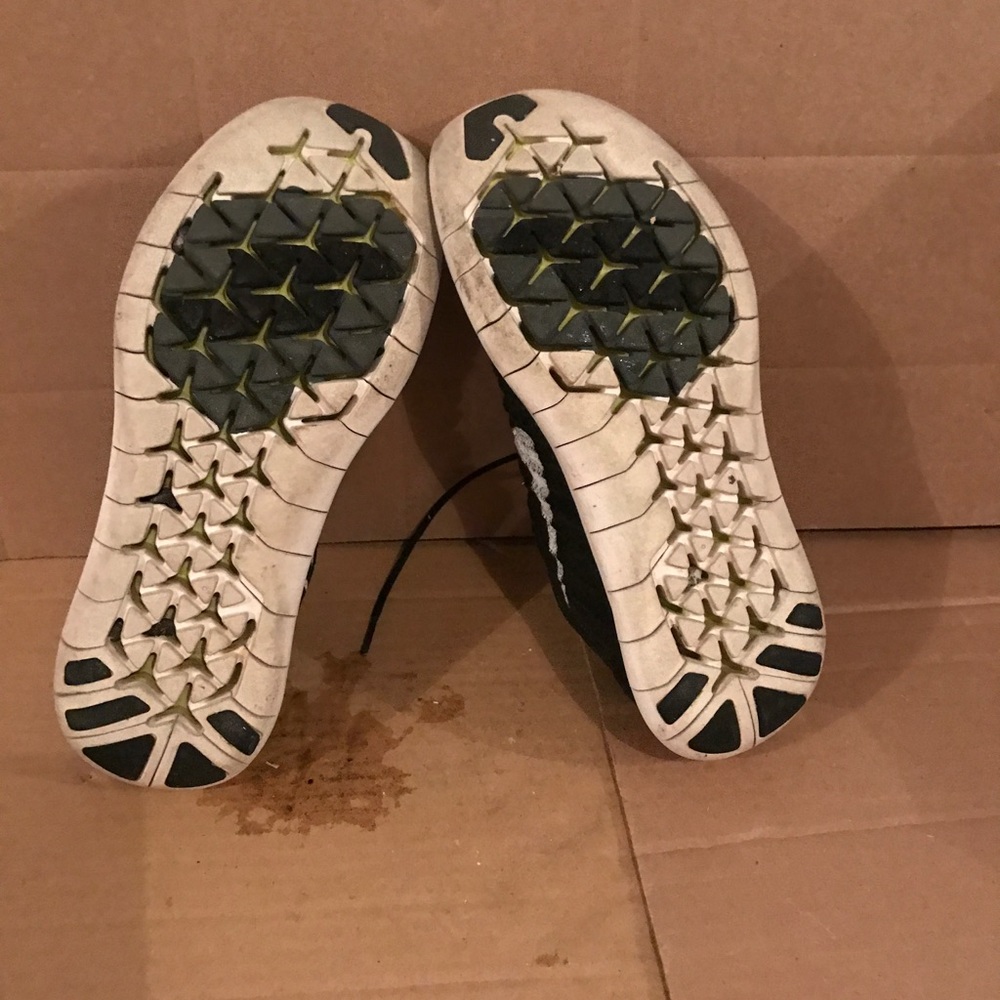 Sneaker - Picture 4 of 4